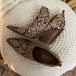 Steve Madden boots